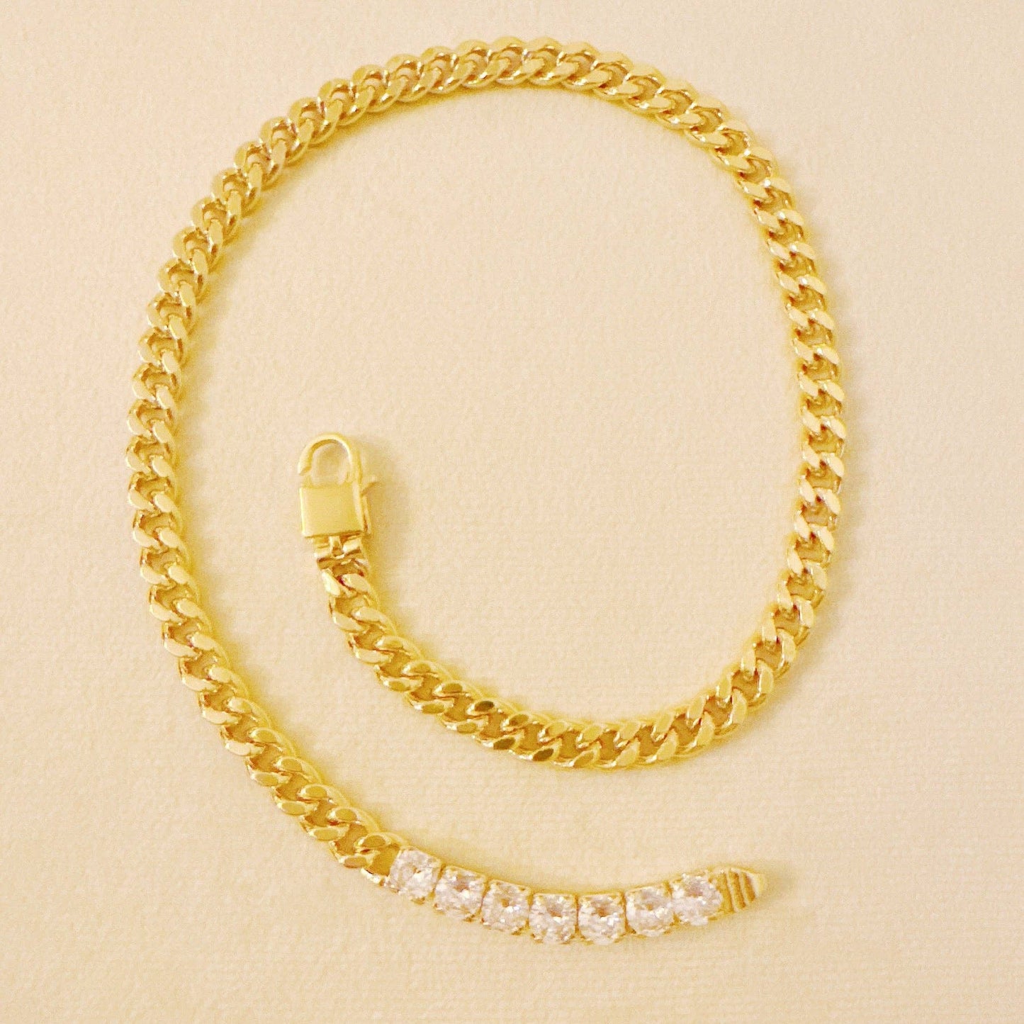 Glitz and Glam Chain Necklace