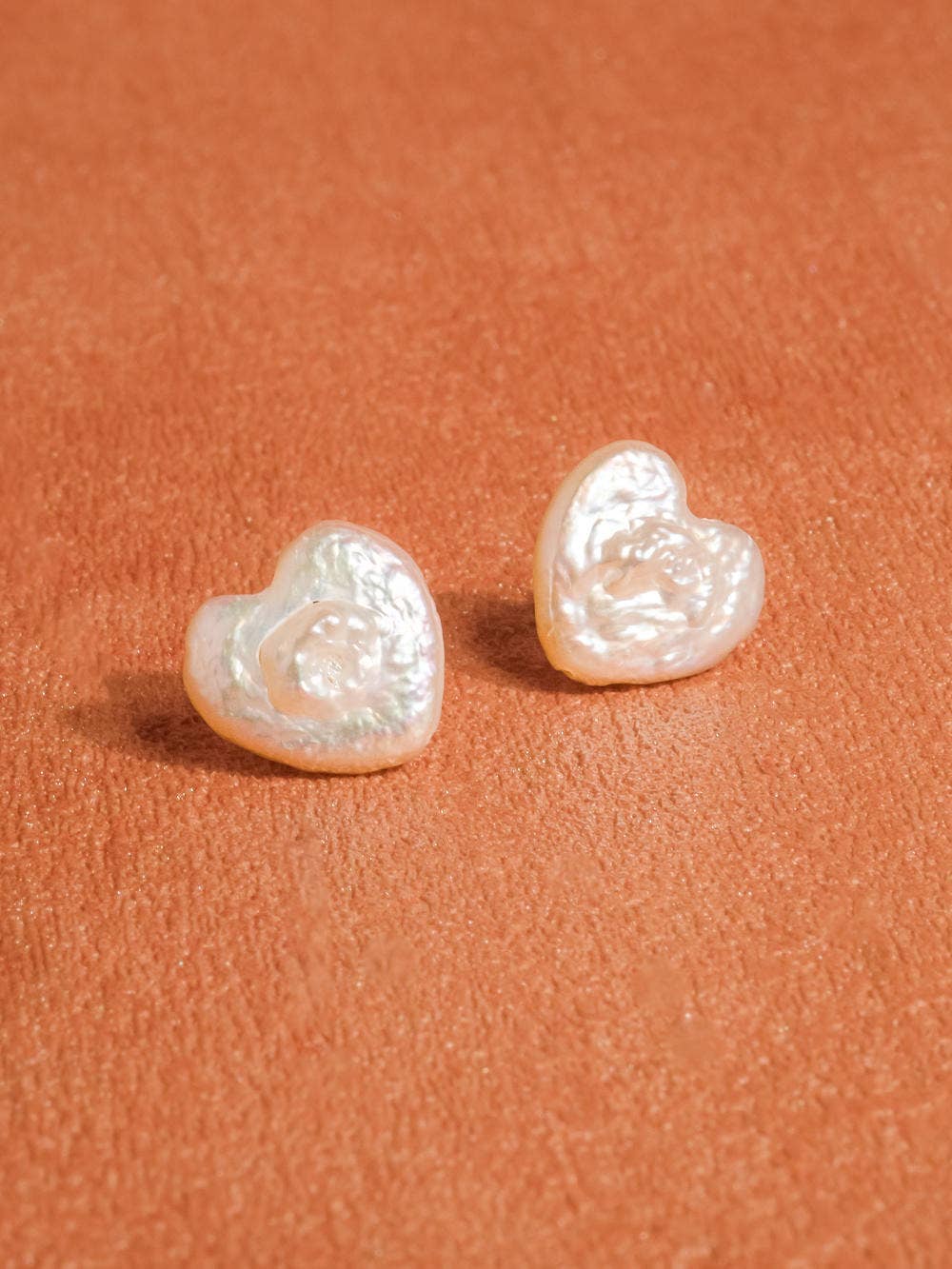 Haydée Pearl Heart Stud