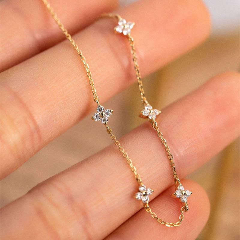 Dainty Four Leaf Clover Bracelet