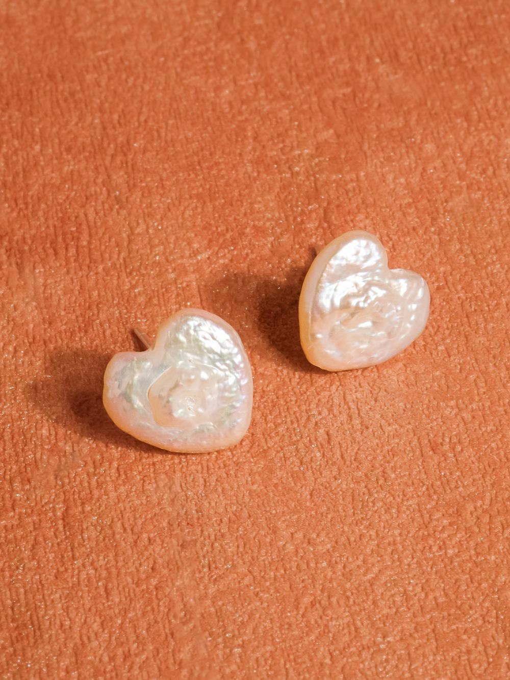 Haydée Pearl Heart Stud